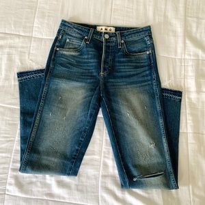 AMO Jeans